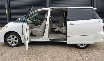 TOYOTA ESTIMA 2.4CC HYBRID, 2011, WHITE full